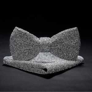 Silver glitter bow tie with pocket square